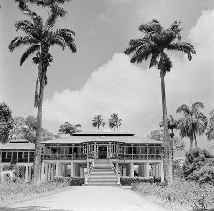 De directeurswoning van suikerfabriek Marinburg Bestanddeelnr 252 2638